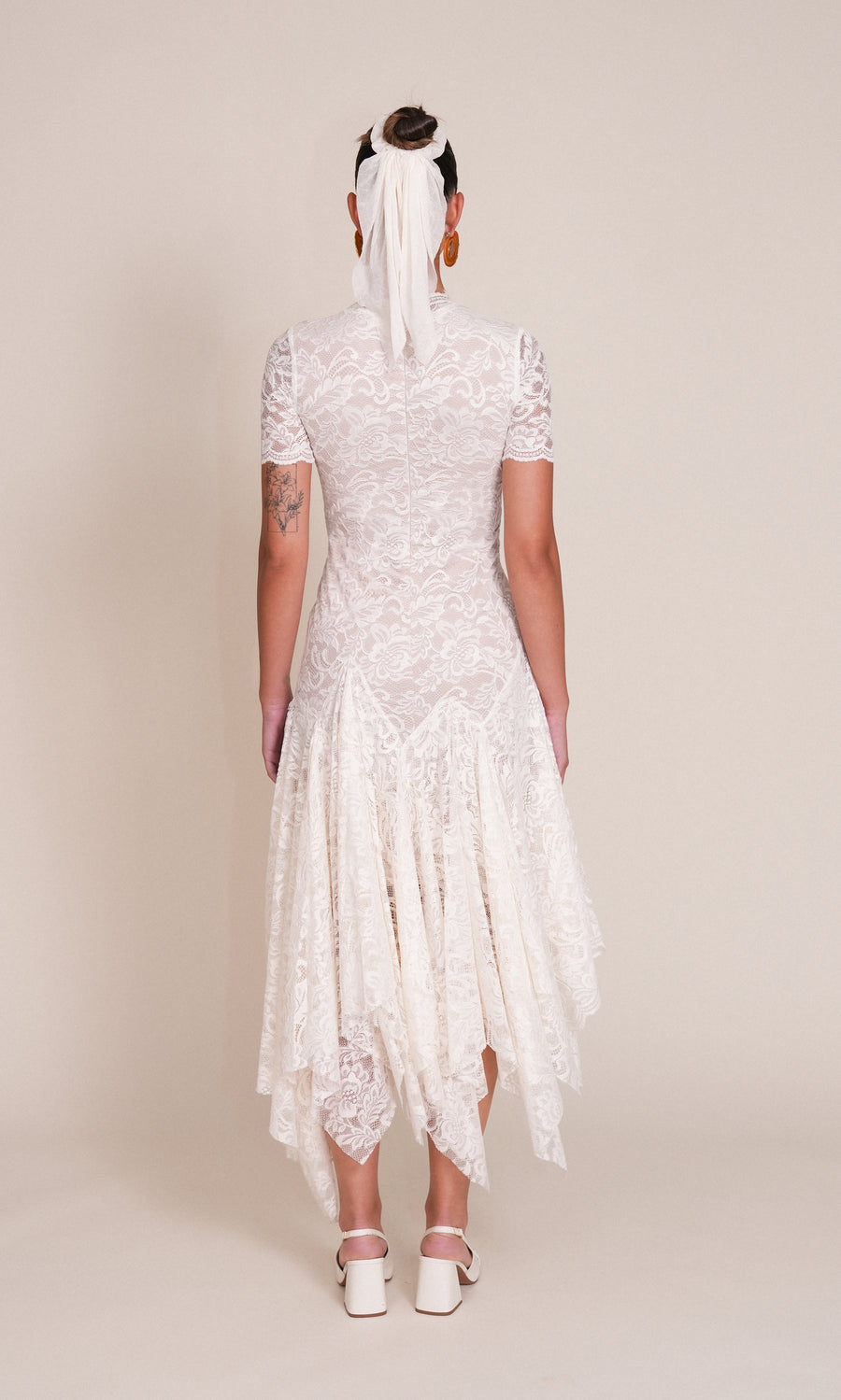 BIANCO robe en dentelle