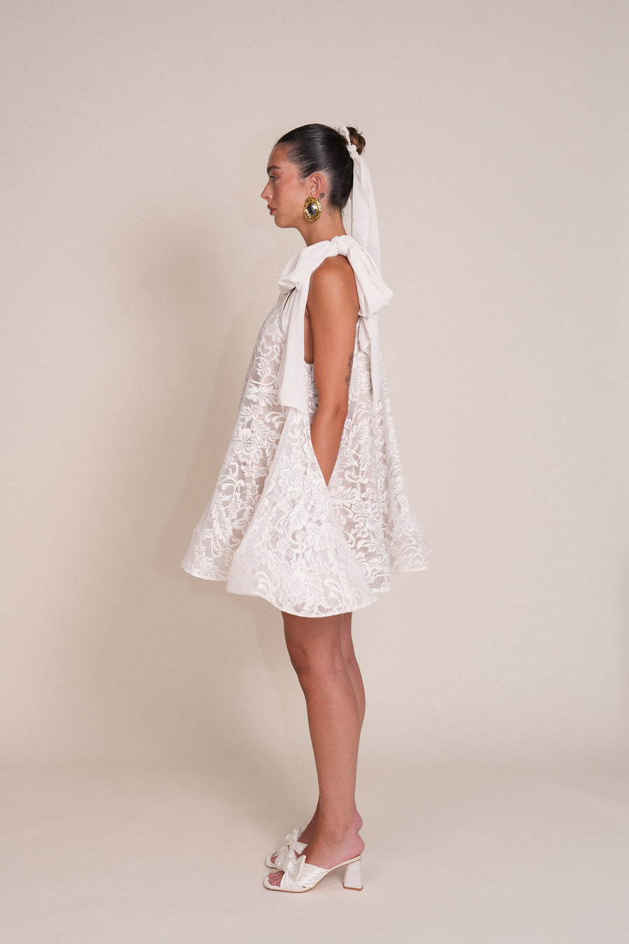 WHITE2.webp